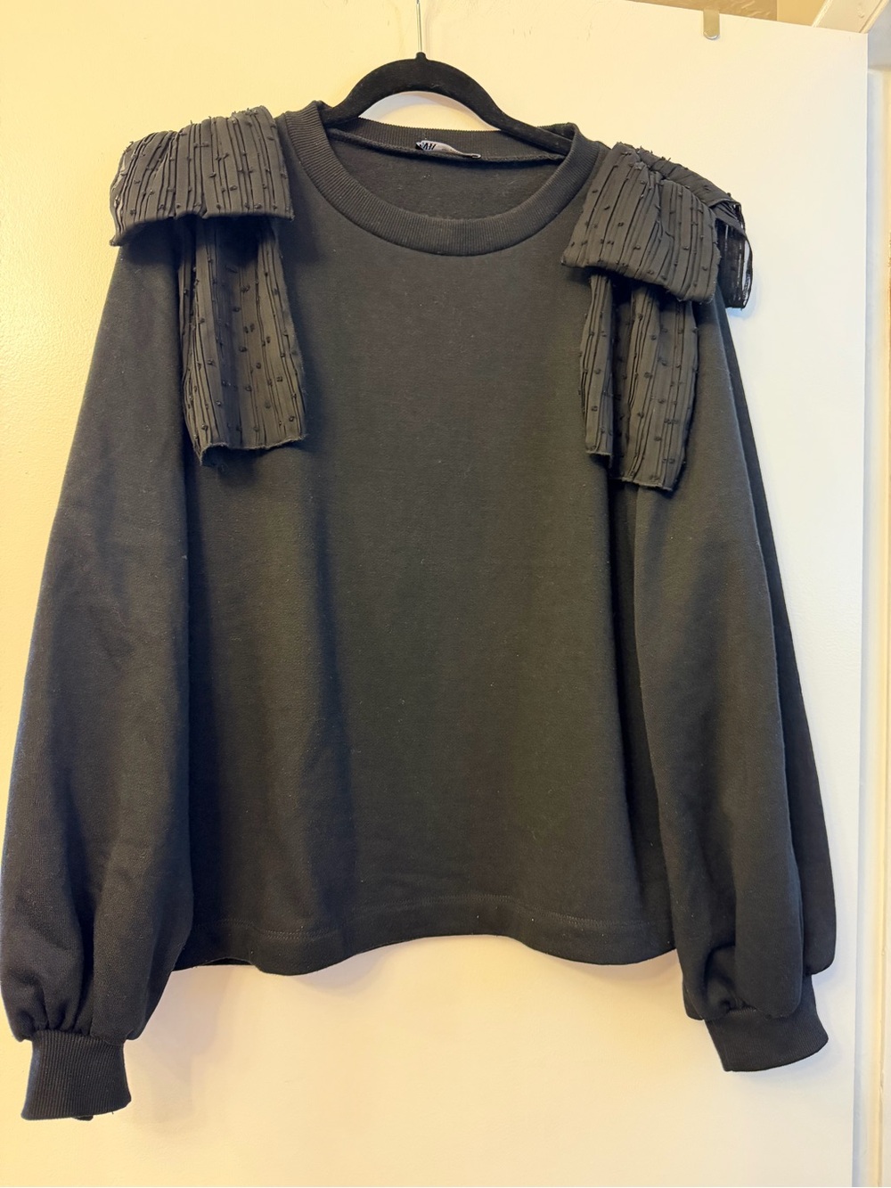 Zara Black Sweatshirt with textured bows at shoulder